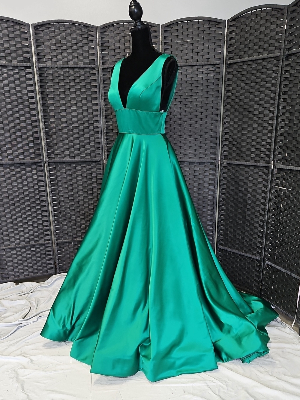 Size 6 green wide strap open side satin full Aline/Ballgown by Sherri Hill.